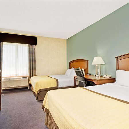 Baymont By Wyndham Wahpeton Hotel Kültér fotó