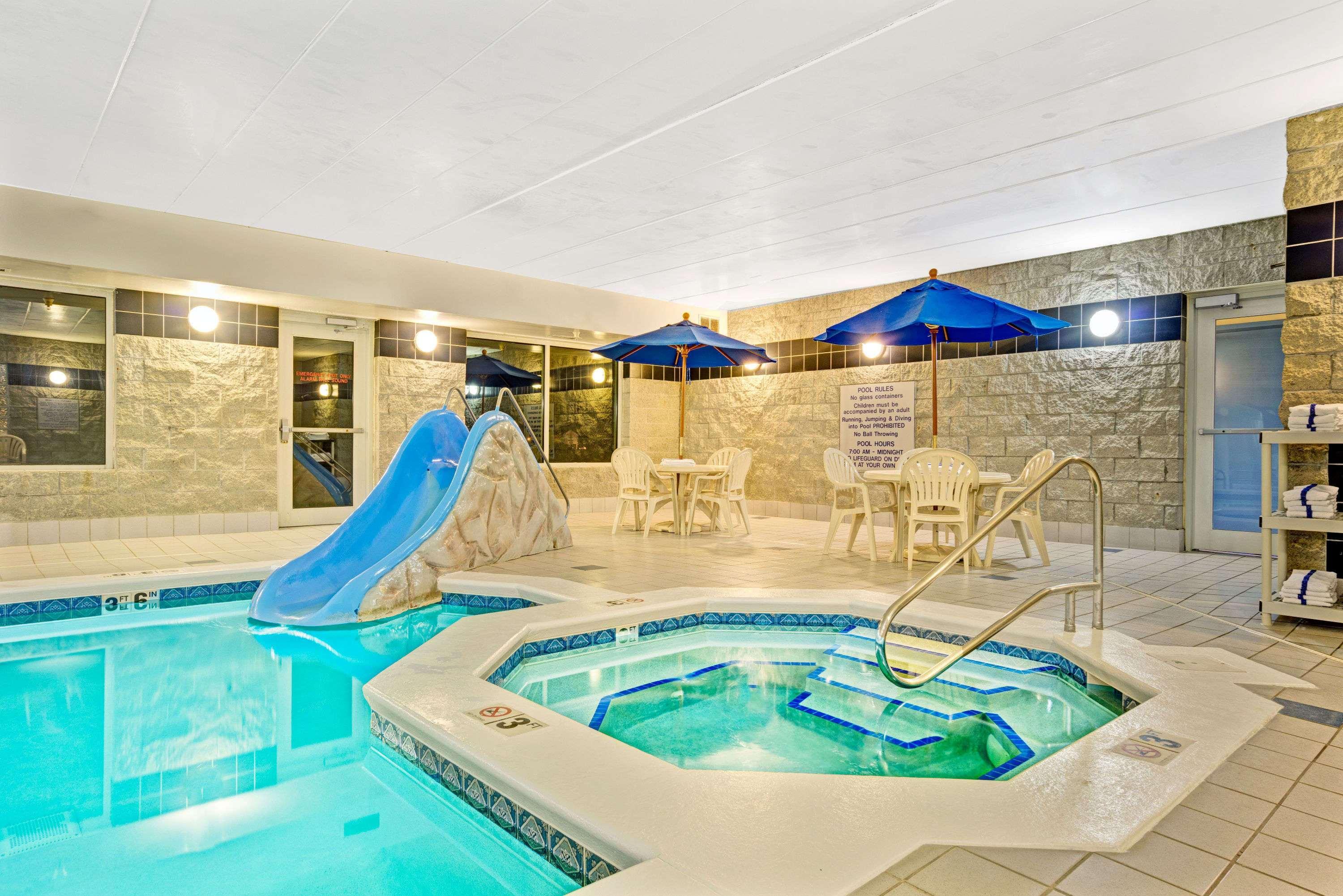 Baymont By Wyndham Wahpeton Hotel Kültér fotó